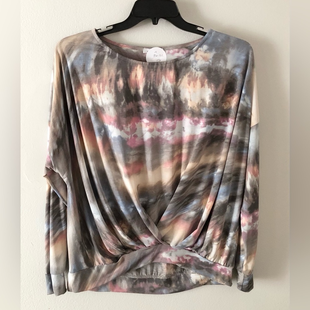 White Birch Dolman Tie-Dye Trist Front Long Sleeve Top